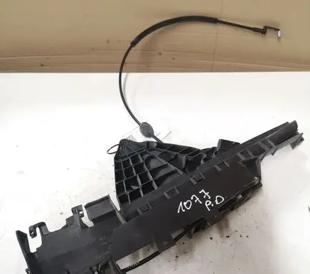 Ford Focus C-MAX Front door lock 3M51R21978