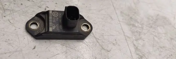 Volkswagen PASSAT CC Airbag deployment crash/impact sensor 3C0907651