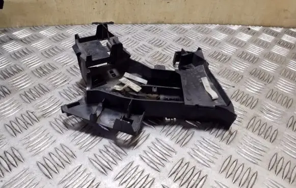 Audi A3 S3 8P Other engine bay part 1K0971615DA