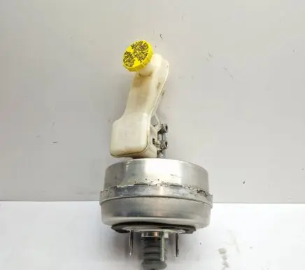 Brake fluid reservoir