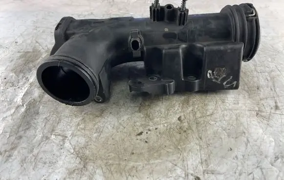 Mercedes-Benz Vito Viano W639 Intercooler hose/pipe A6460901837