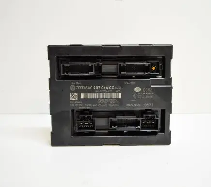 Audi A4 S4 B8 8K Central body control module 8K0907064CC