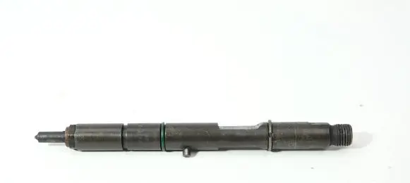 Audi A4 S4 B5 8D Fuel injector 059130201E