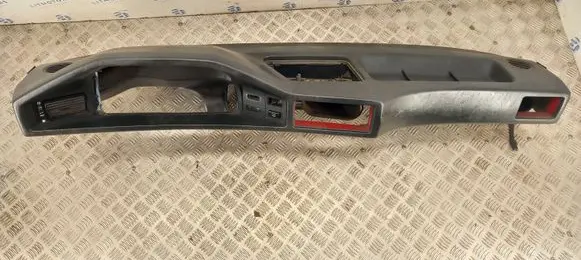 BMW 5 E28 Dashboard 51451872376