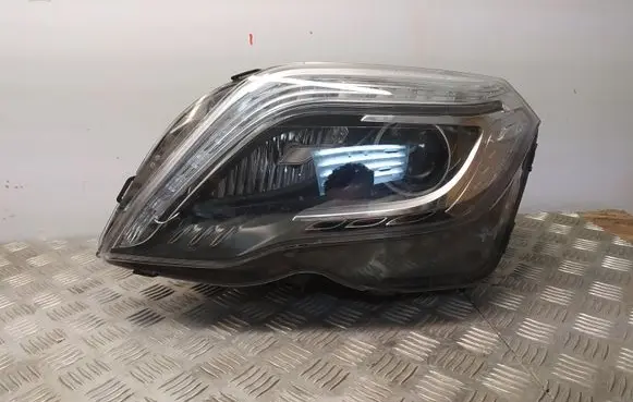 Mercedes-Benz GLK (X204) Headlight/headlamp A2048201539