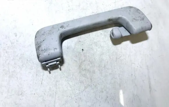 Audi A6 S6 C6 4F Rear interior roof grab handle 8p0857607