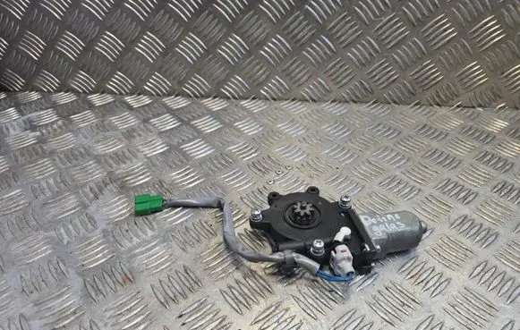 Subaru Forester SG Rear door window regulator motor 701190