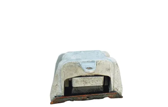 Engine mount bracket