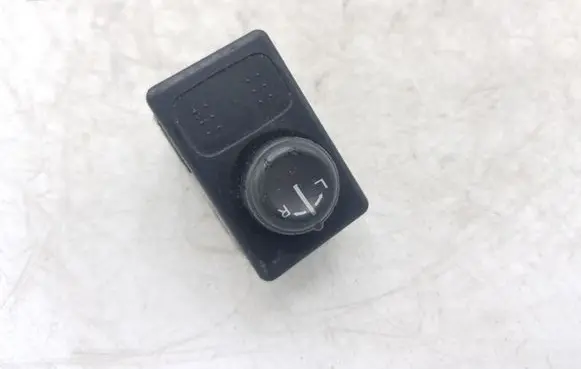 Nissan X-Trail T30 Wing mirror switch AD2 NILES