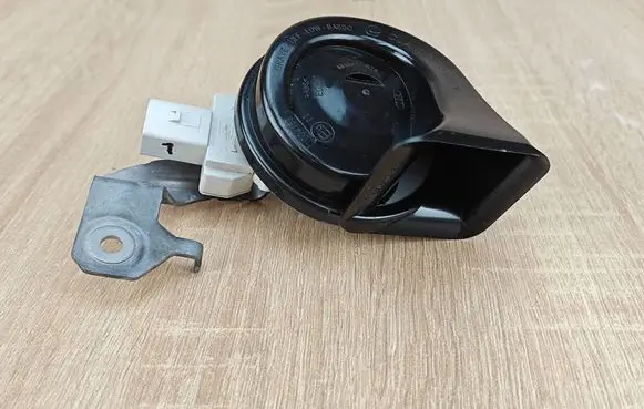 BMW 4 G22 G23 G24 G26 Horn signal 9466249