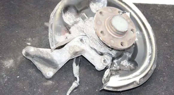 Volkswagen PASSAT CC Rear wheel hub