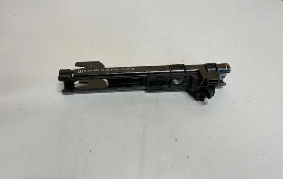 Mercedes-Benz C W205 Seat belt height adjuster A0008600388