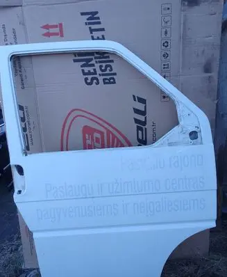 Volkswagen Transporter - Caravelle T4 Front door 