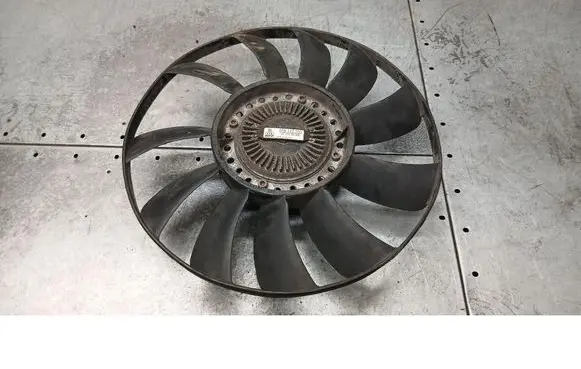 Audi A4 S4 B5 8D Viscous fan clutch 058121350
