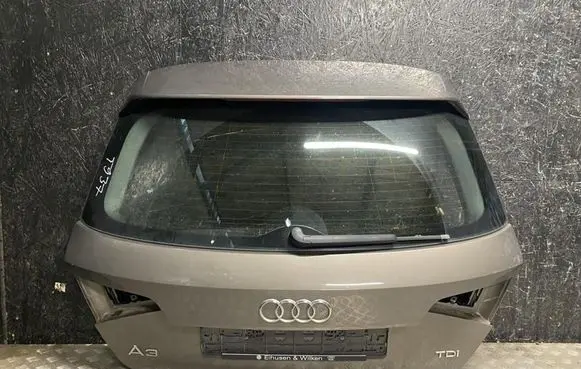 Audi A3 S3 8V Tailgate/trunk/boot lid