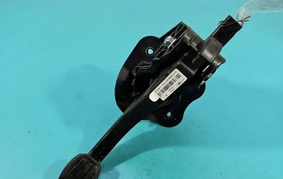 Peugeot 308 Pedal assembly 9676728880 IMPRK1552013