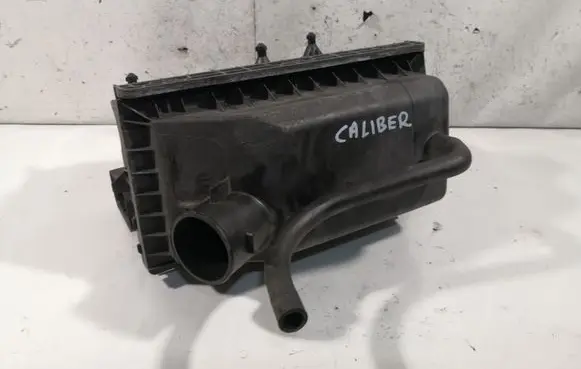Dodge Caliber Air filter box