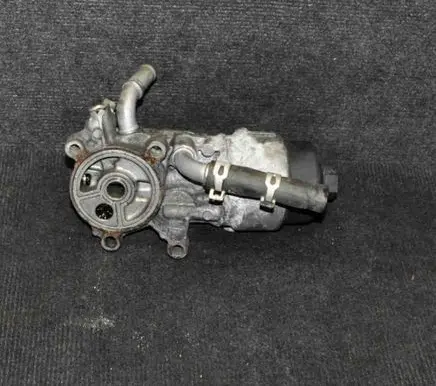 Ford Focus Oil filter cover 