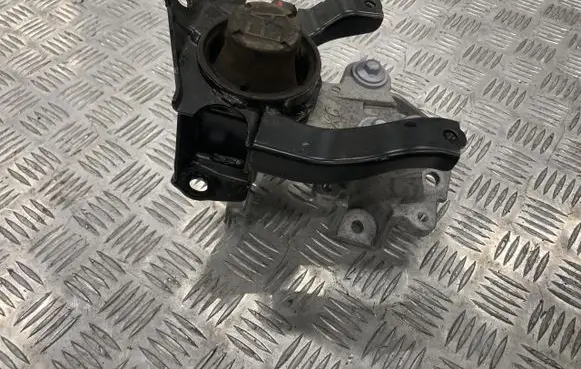 Toyota Aygo X Engine mount vacuum valve PK14728