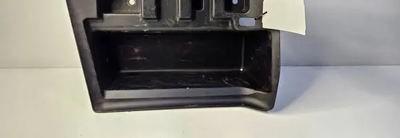 BMW 5 G30 G31 Glove box 7373580 A099534