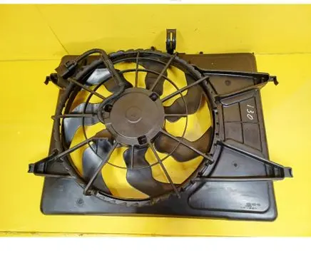 Hyundai i30 Electric radiator cooling fan 