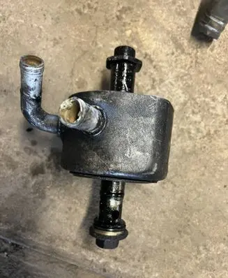 Renault Megane II Engine oil radiator 