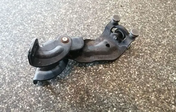 Volkswagen Sharan Sliding door middle roller runner 7N0843335G