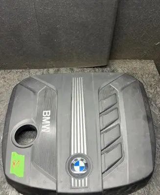 BMW 5 F10 F11 Engine cover (trim) 7802847 11252010 0304105