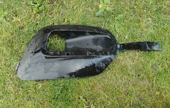 Opel Combo E Front bumper lower grill 9816778580