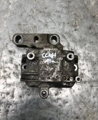Volkswagen PASSAT CC Engine mount bracket 1K0199262CR