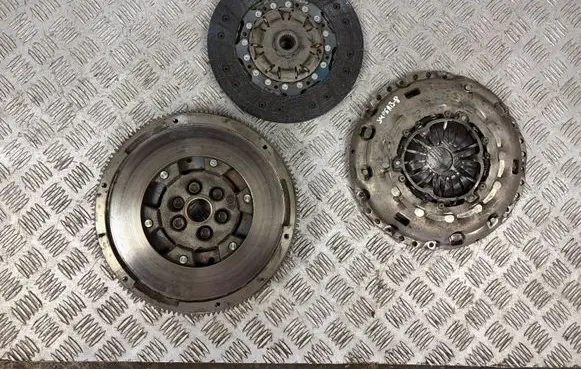 Skoda Superb B8 (3V) Clutch set kit 324035510