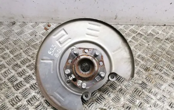 Tesla Model 3 Rear wheel hub