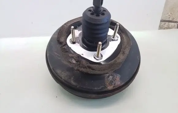 Peugeot 1007 Brake booster 9649329580