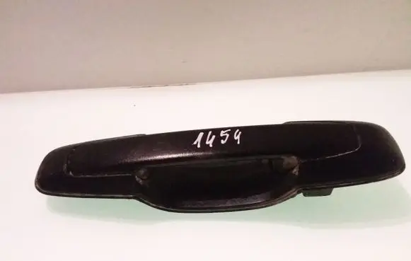 Suzuki Grand Vitara I Front door exterior handle 8282065D00