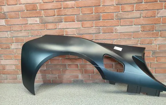 BMW i8 Rear arch trim 7371992