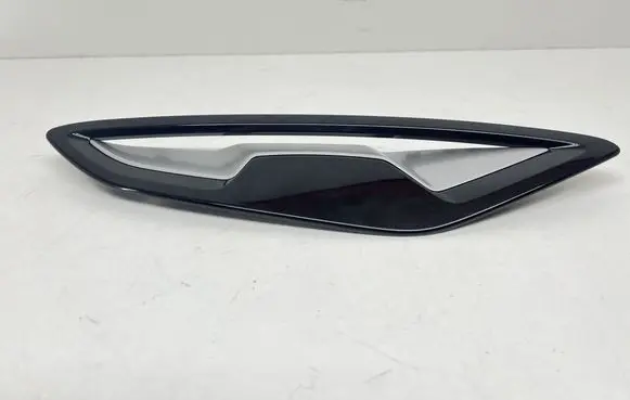 BMW 8 G15 Fender grill 7419020