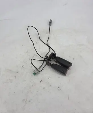 Volvo V50 Rear seatbelt buckle 8664751