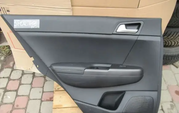 KIA Sportage Rear door card panel trim