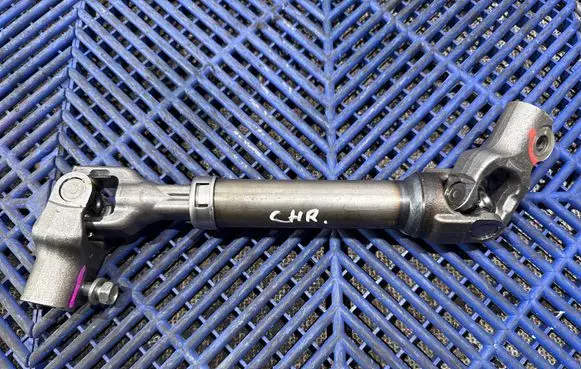 Toyota C-HR I Steering column universal joint