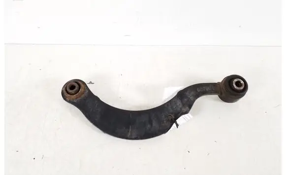 Toyota Auris 150 Rear control arm 48770-12010