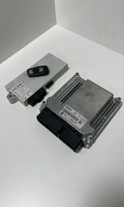 BMW 5 E60 E61 Engine control unit/module 0281012707 7799856