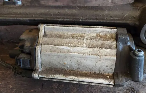 Volkswagen Golf VI Steering rack 1K0909144J