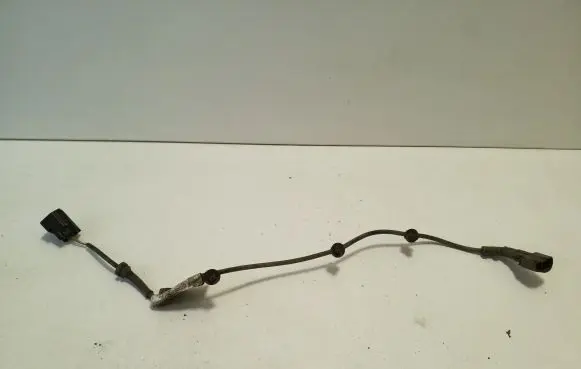 Volvo V40 Cross country Rear ABS sensor wiring 31314457