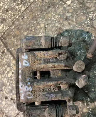 KIA Ceed Rear brake caliper