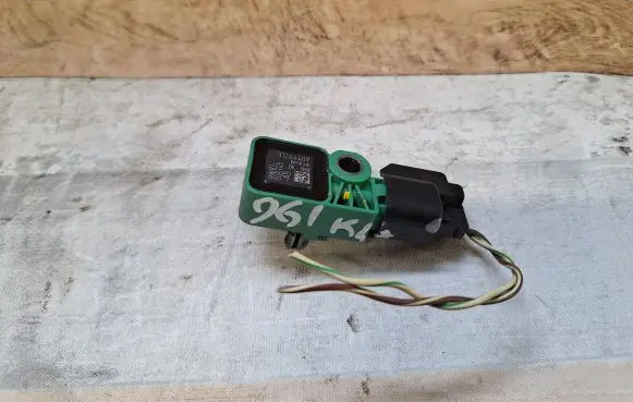 Volvo V50 Airbag deployment crash/impact sensor 31264409