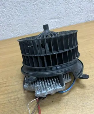 Mercedes-Benz E W210 Air conditioning (A/C) fan (condenser) A2108700210 D8538