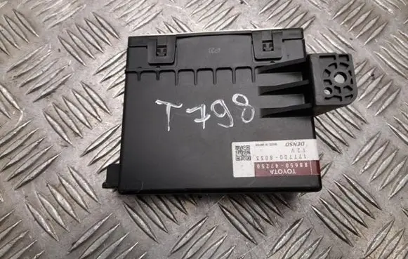 Toyota Prius+ (ZVW40) Other control units/modules 8865047250