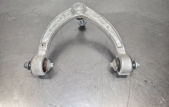 Mercedes-Benz ML W166 Front upper control arm/wishbone A1663301807