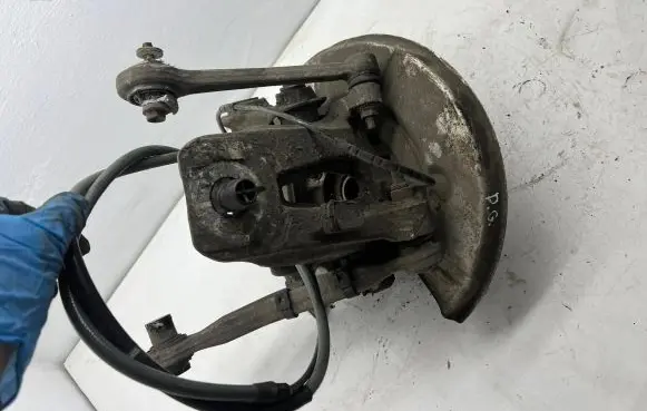 BMW 5 E60 E61 Rear wheel hub