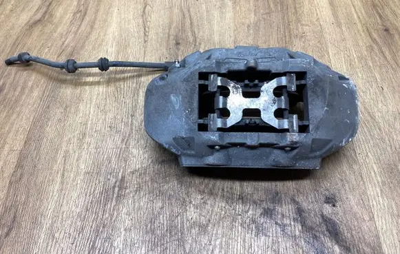 Mercedes-Benz GLC X253 C253 Front brake caliper 16222D0223